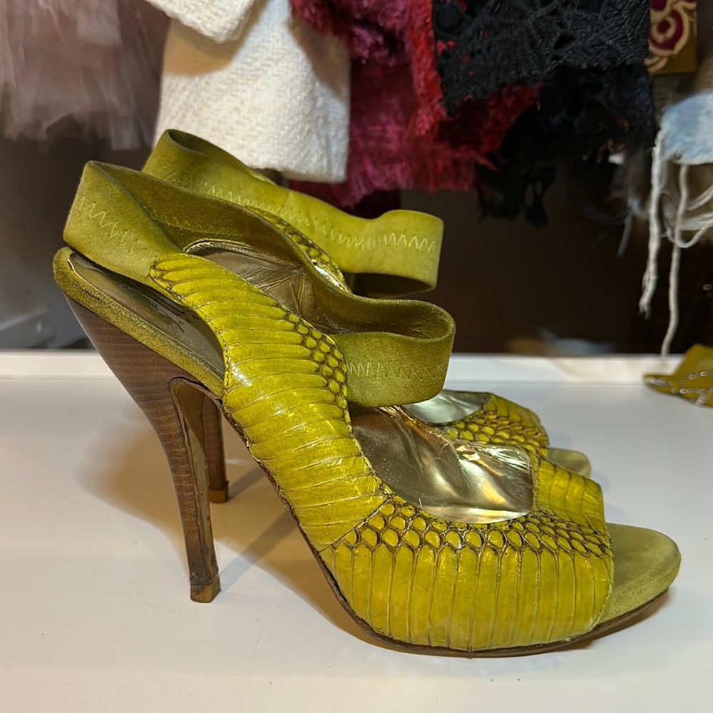 Pelle Moda Shoes